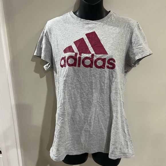 adidas Tops - Adidas tee